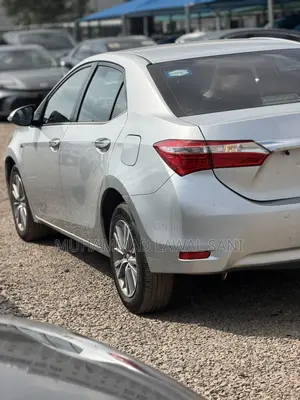 Toyota Corolla 2015 Silver