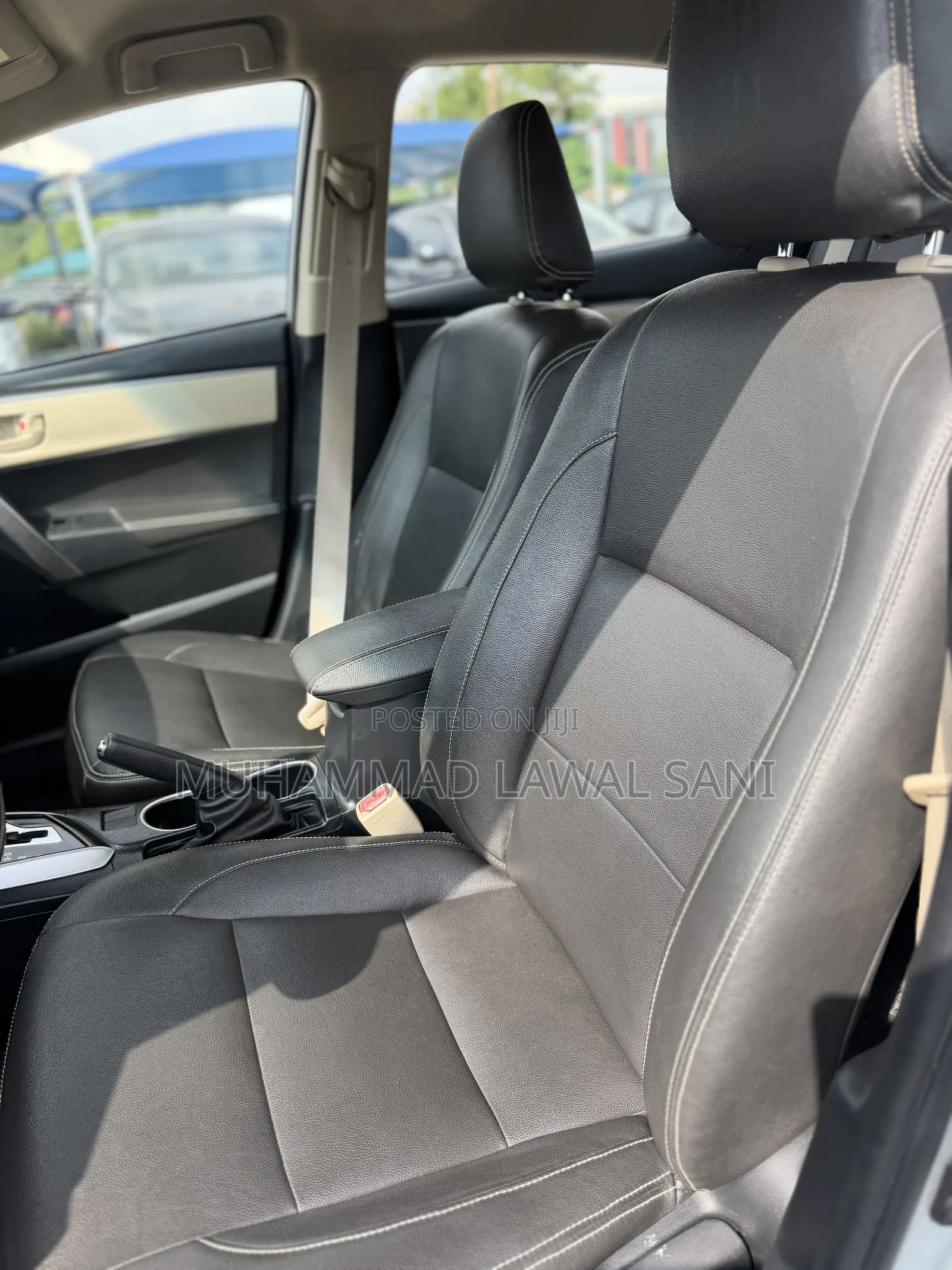 Toyota Corolla 2015 Silver