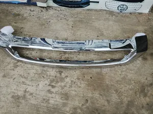 Front Bumper Chrome/Shining Gle 2016