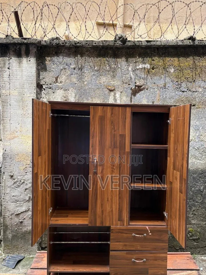 Big Wardrobe