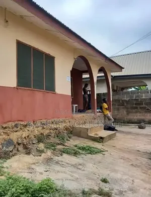 Furnished 13bdrm Bungalow in Gospel Mission, Akure for rent