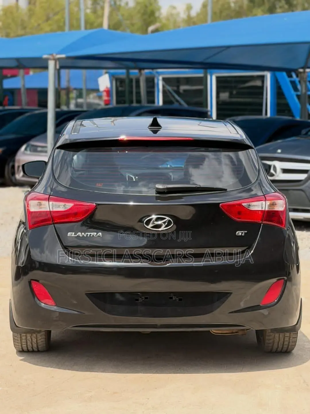 Hyundai Elantra 2012 Black