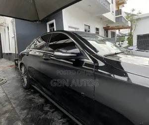 Mercedes-Benz C300 2015 Black
