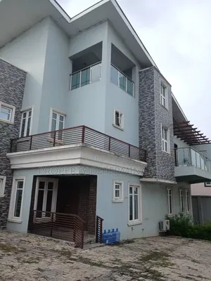 4bdrm Duplex in GRA Phase 1 for rent