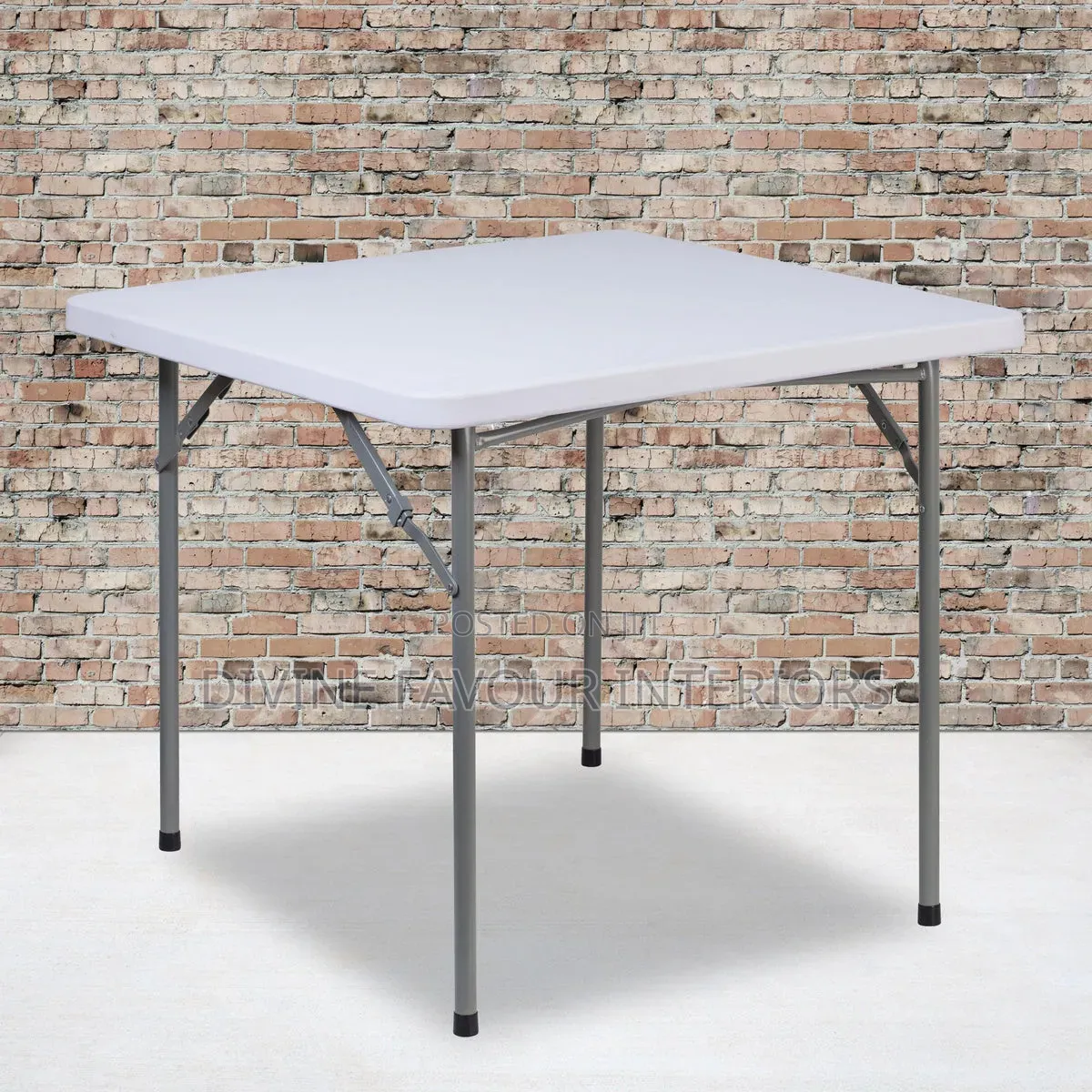 Outdoor Plastic Square Folding Table - 4ft