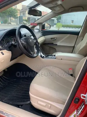Toyota Venza 2010 Red