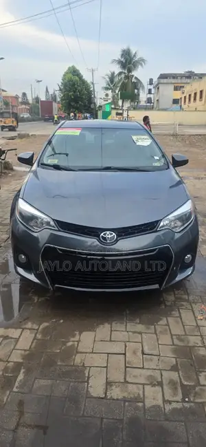 Toyota Corolla LE 4dr Sedan (1.8L 4cyl CVT) 2016 Gray