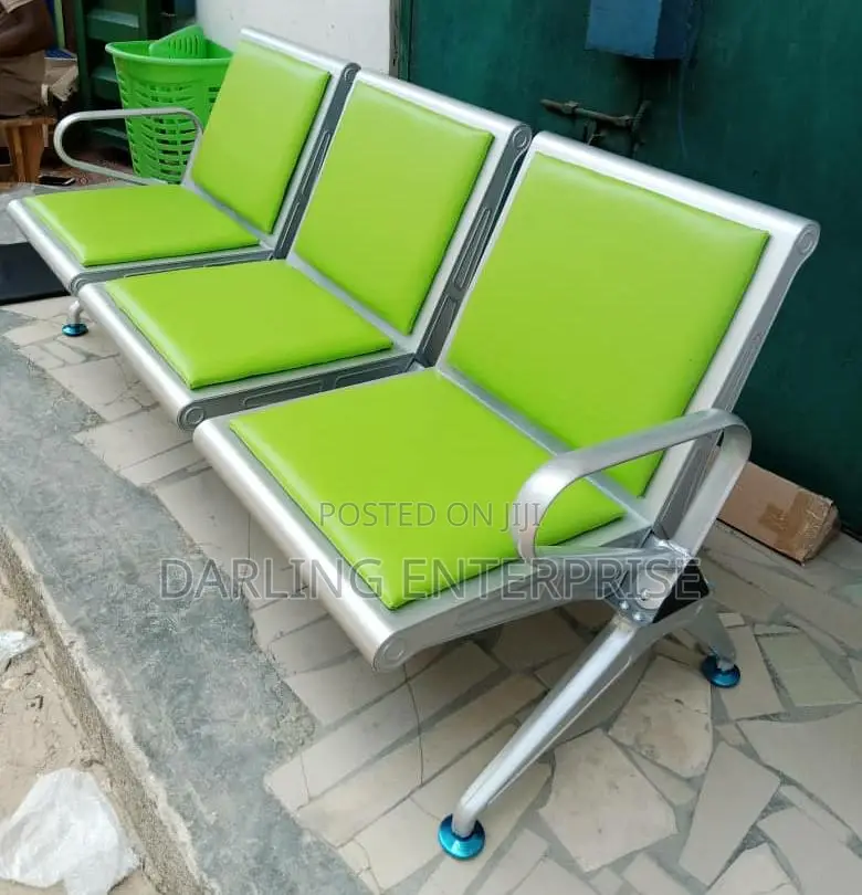 Classic Airport Chair