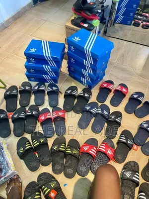 Adissage Adidas Slide With Branded