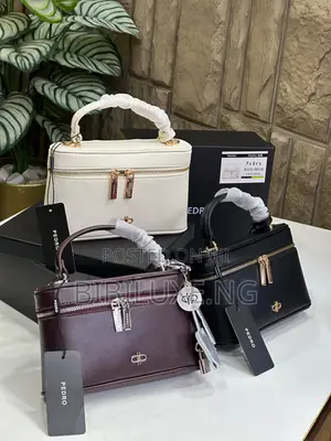 Pedro Ari Leather Case