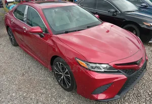 Toyota Camry SE Nightshade FWD 2020 Red