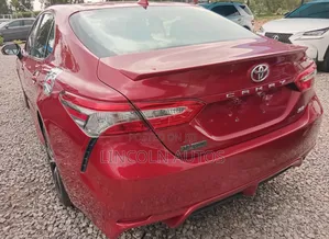 Toyota Camry SE Nightshade FWD 2020 Red