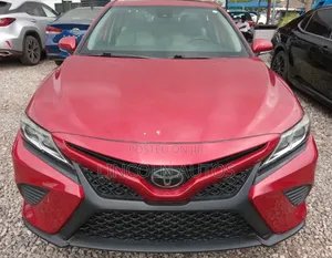 Toyota Camry SE Nightshade FWD 2020 Red