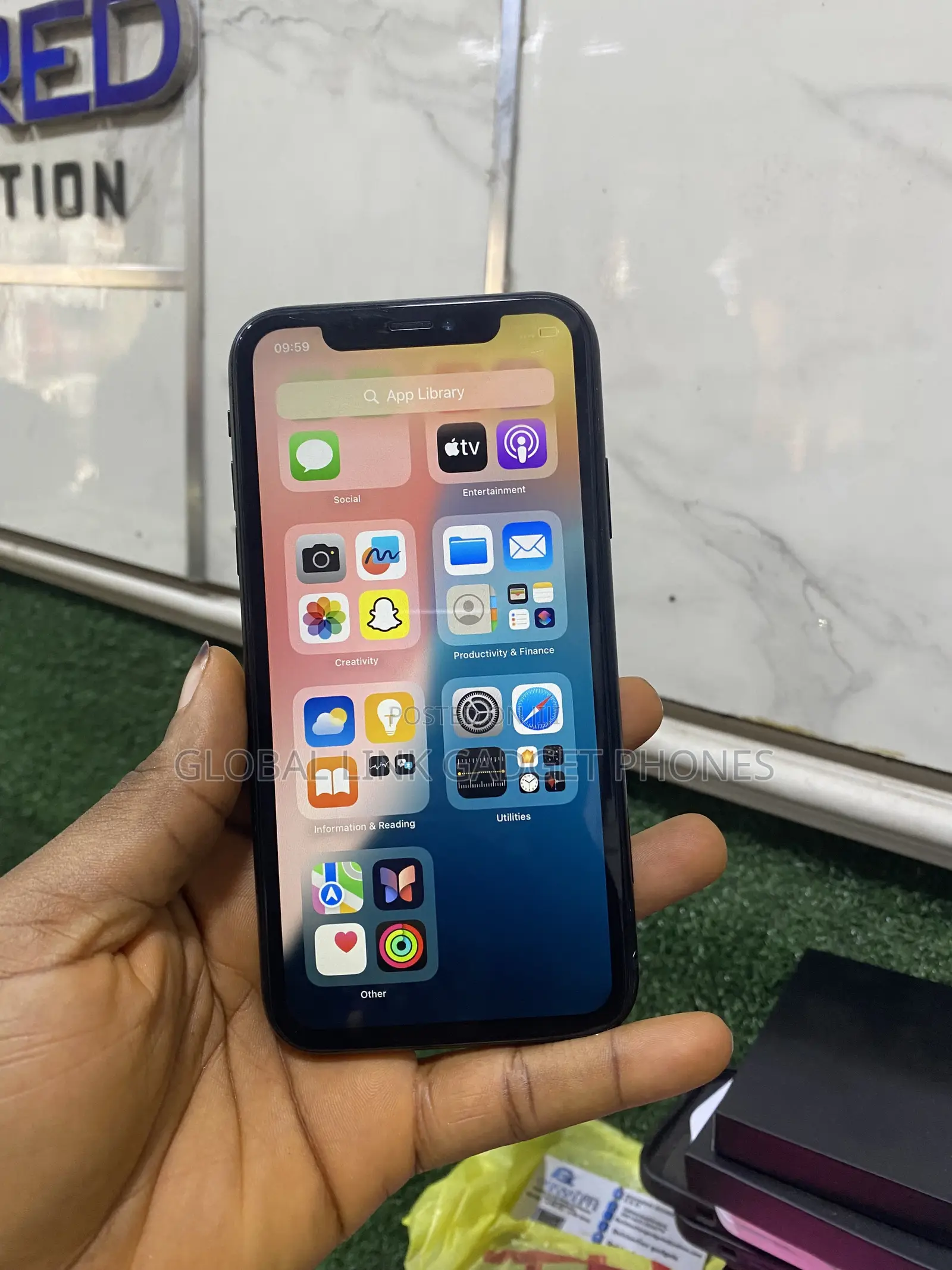 Apple iPhone XR 64 GB Black