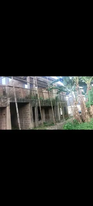 4bdrm Apartment in Osogbo for sale