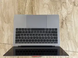 Laptop Apple MacBook Pro 2017 8GB SSD 256GB