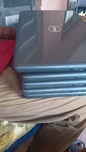 Laptop Dell Latitude 13 3380 4GB Intel Core i3 SSD 128GB