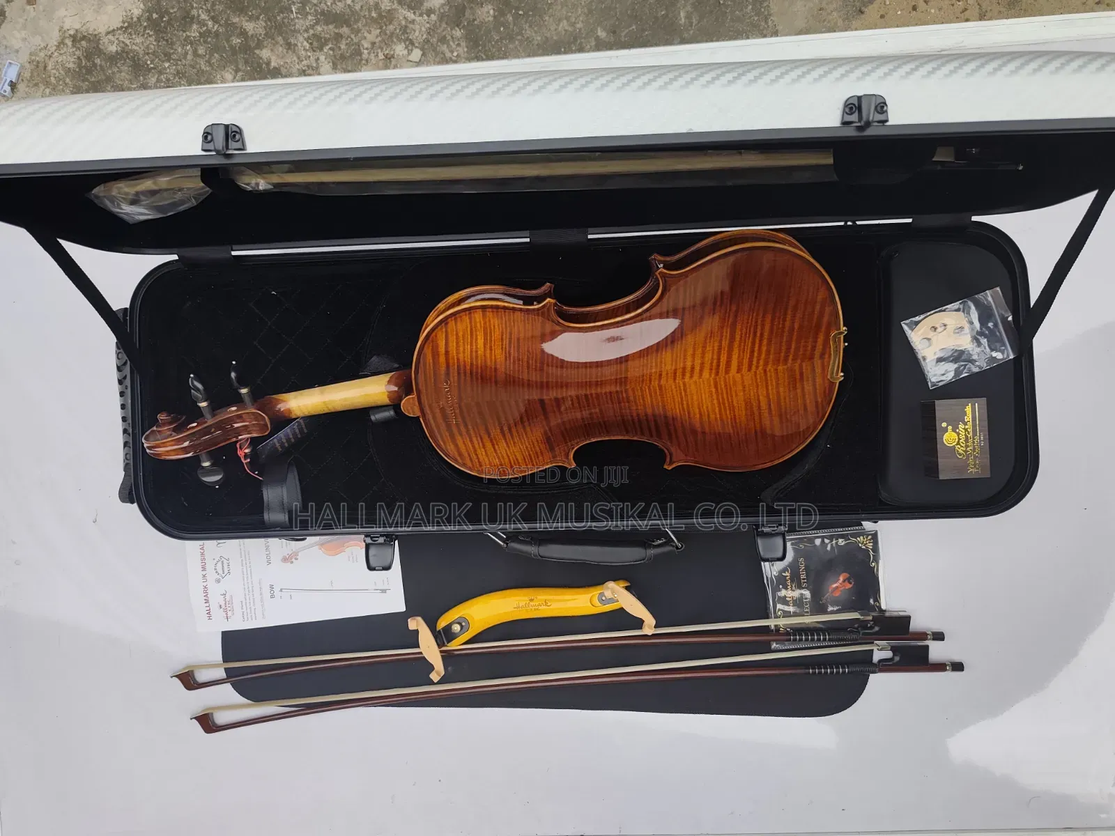 Hallmark Uk Musikal Co.Ltd
