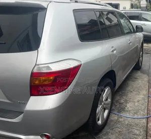 Toyota Highlander Limited 2010 Silver