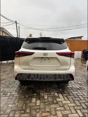 Toyota Highlander Limited AWD 2020 White