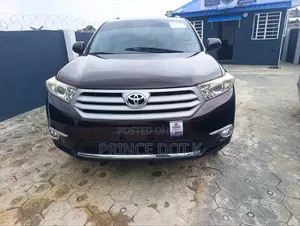 Toyota Highlander 2012 Brown