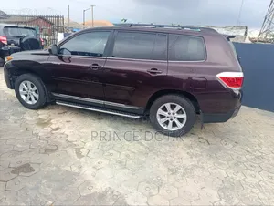 Toyota Highlander 2012 Brown