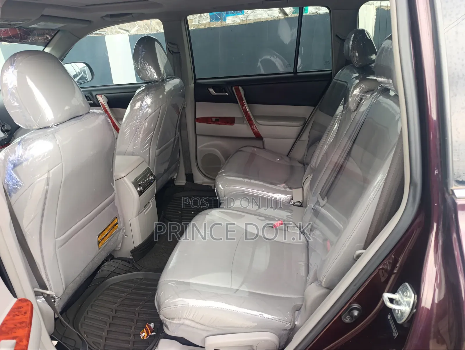 Toyota Highlander 2012 Brown