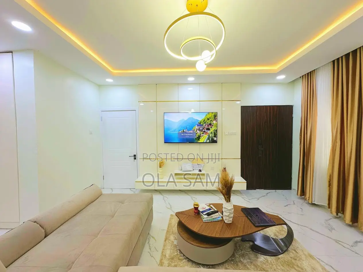 Self Styled 2-Bedroom Shortlet