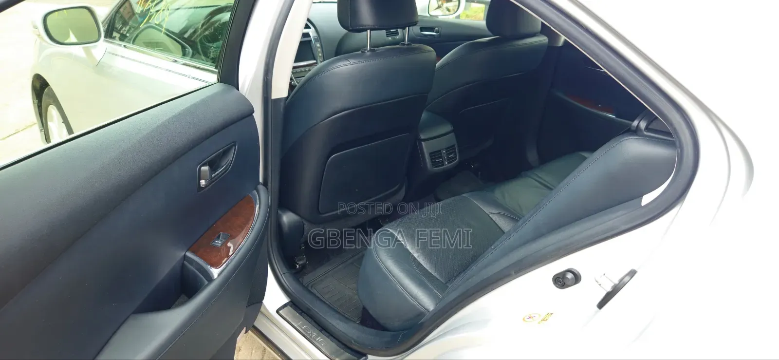 Lexus ES 2012 Silver