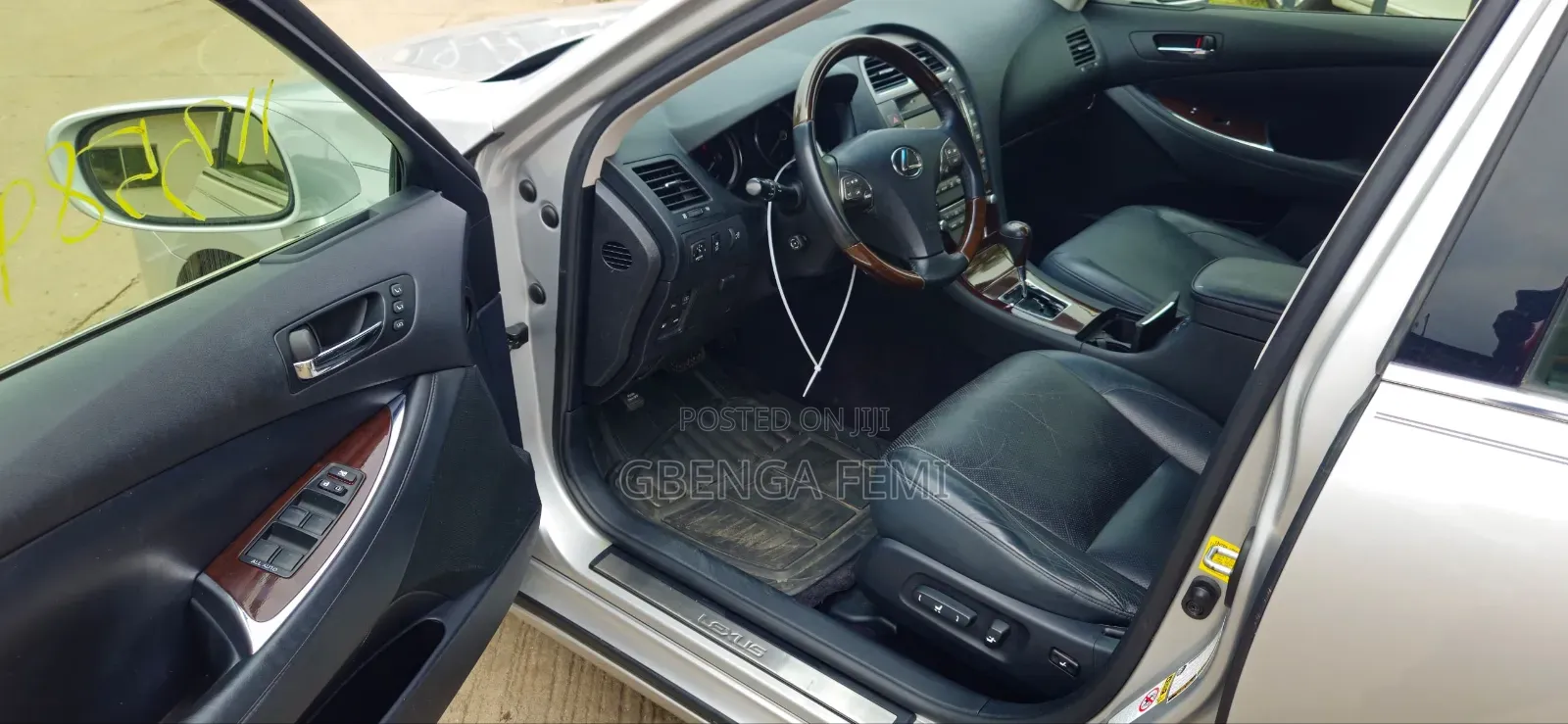 Lexus ES 2012 Silver