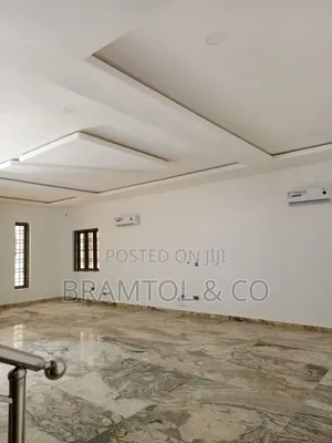 7bdrm Townhouse / Terrace in Guzape District for rent