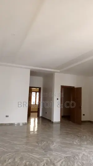 7bdrm Townhouse / Terrace in Guzape District for rent