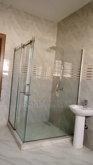 7bdrm Townhouse / Terrace in Guzape District for rent