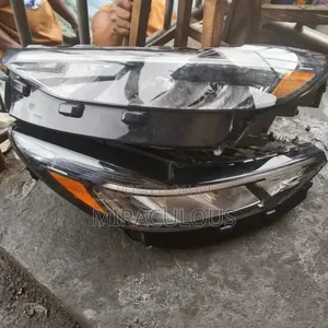 Headlight Ford Escape 2022 Model Set