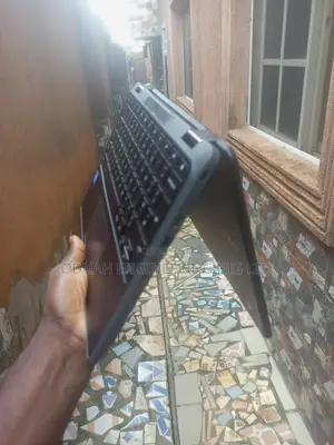 Laptop Acer Apsire M3 581TG 4GB Intel Pentium SSD 32GB