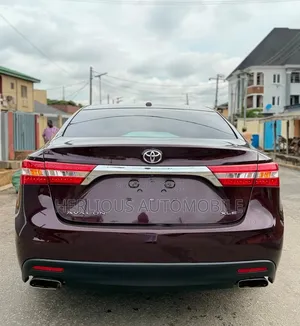 Toyota Avalon XLE Premium 4dr Sedan (3.5L 6cyl 6A) 2014 Burgundy