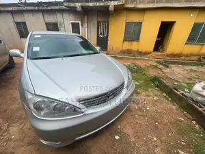 Toyota Camry 2006 Silver