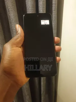 New Infinix Hot 60i 128 GB Silver