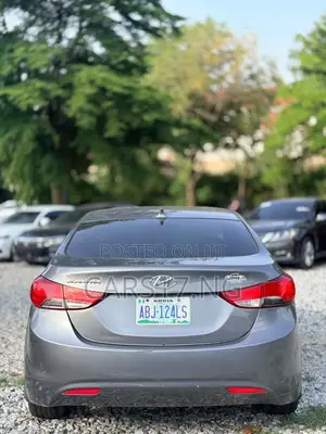 Hyundai Elantra 2013 Silver