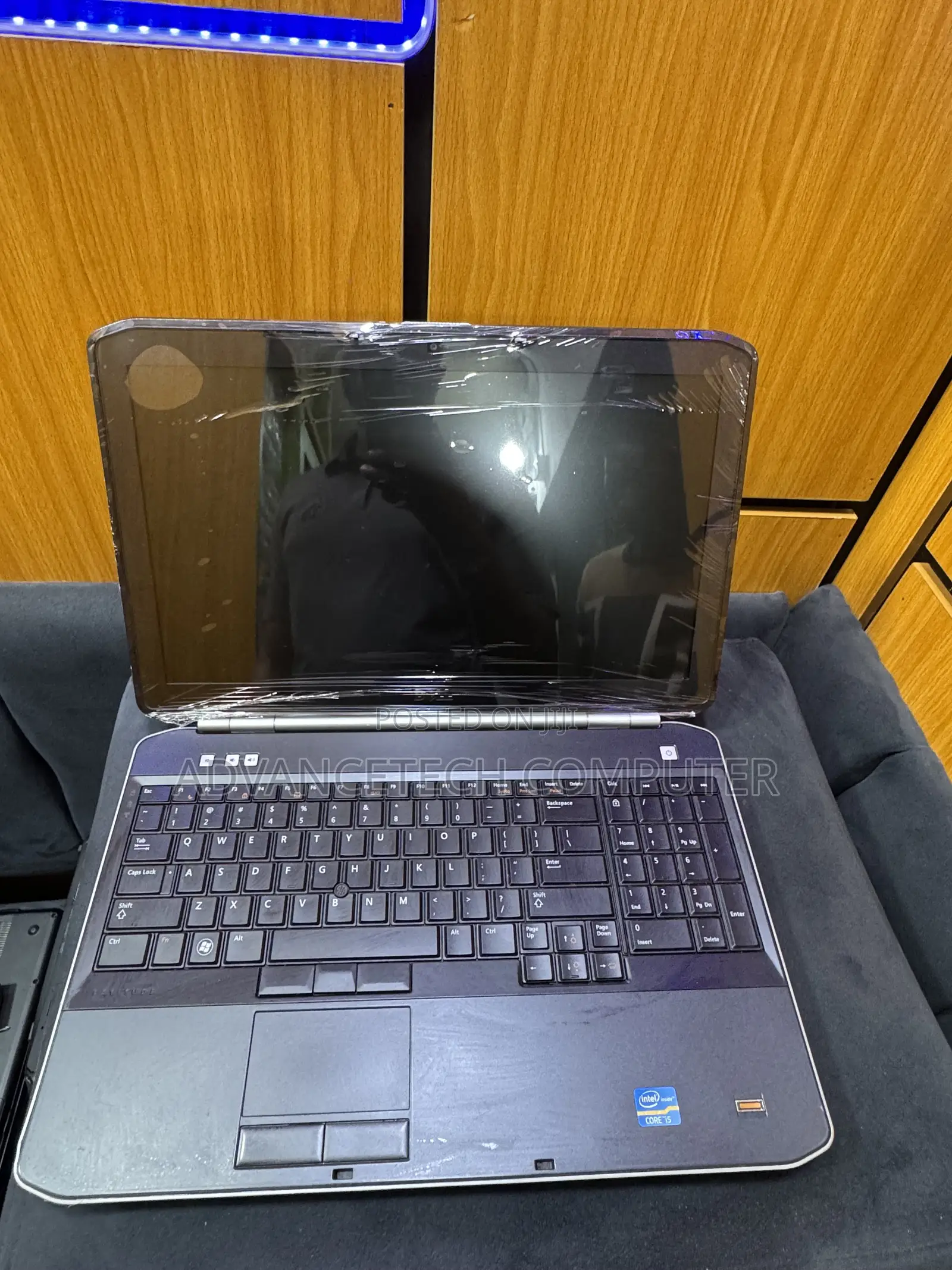 Laptop Dell Latitude 5520 8GB Intel Core i5 HDD 320GB