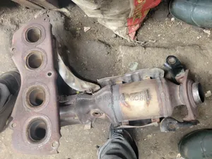 Direct Tokunbo Engine Catalyst for Toyota Venza 2012 Model 4plug