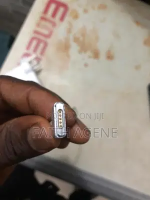 Macbook Charger (Macbook 2013)