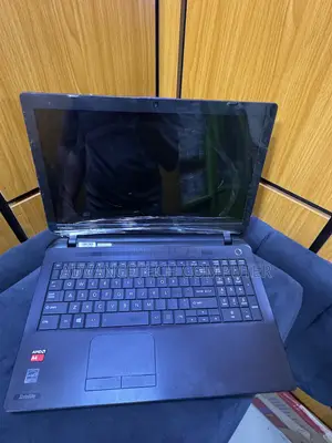 Laptop Toshiba Satellite C55 6GB AMD A4 HDD 750GB