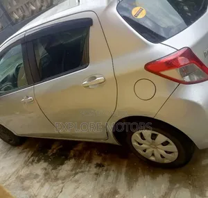 Toyota Yaris 2014 Silver