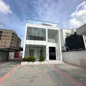 5bdrm Duplex in Lekki for sale