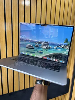 Laptop Apple MacBook Air 2023 M2 16GB Apple M2 SSD 512GB