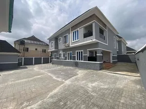 4bdrm Duplex in Nihort, Jericho for sale