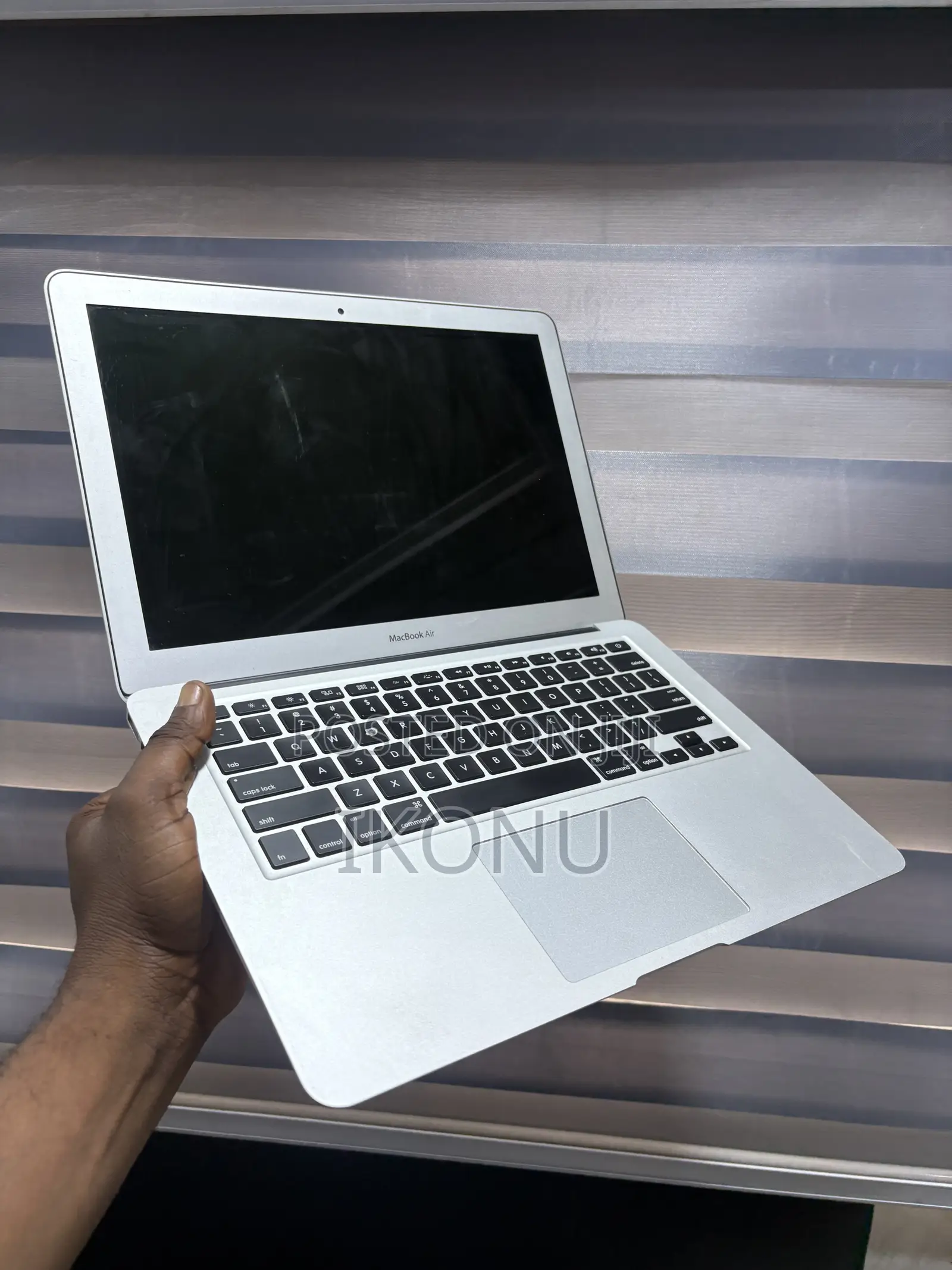 Laptop Apple MacBook Air 2017 8GB Intel Core i5 SSD 256GB