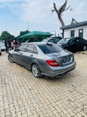 Mercedes-Benz C250 2012 Gray