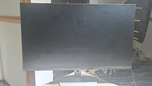 Clean Dell Monitor
